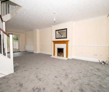 3 bedroom end of terrace house to rent - Photo 6