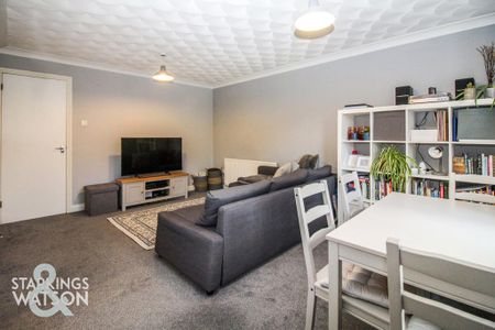 2 bedroom flat to rent - Photo 4