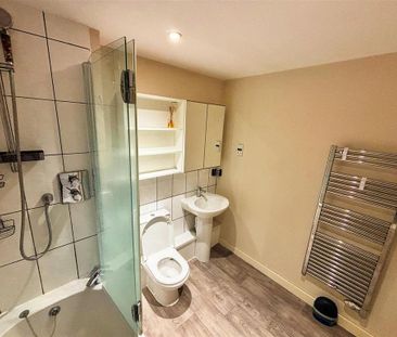 2 bedroom property to rent - Photo 3