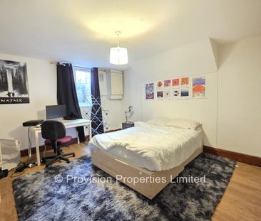 6 Bedroom Student Properties Hyde Park - Photo 4