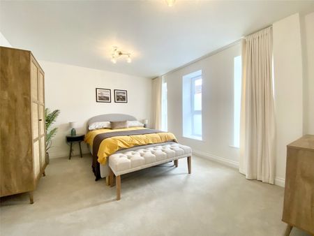 1 Bedroom - Photo 3
