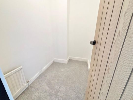 2 bedroom House To Let - Photo 1