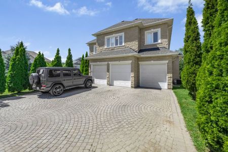 For Lease - 124 Boake Trail, Richmond Hill, Ontario - Photo 2