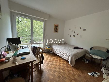 APPARTEMENT T4 - COUR CLEMENCEAU - Photo 2