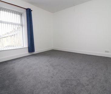 2 bedroom House To Let - Photo 3