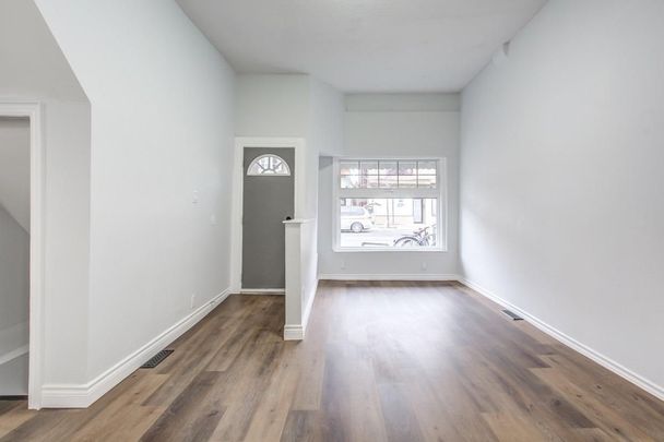 For Lease - 1089 Dovercourt Road Unit# Main, Toronto, Ontario - Photo 1