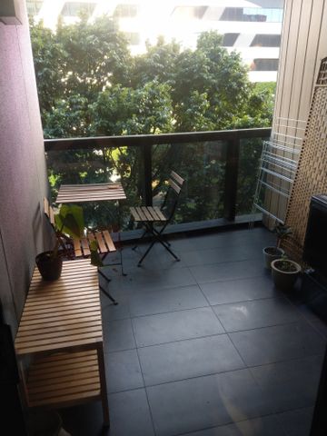 North Melbourne - Photo 2