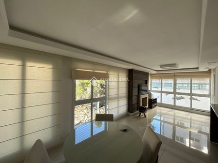 Apartamento com 2 quartos e 95m² para alugar em Moinhos de Vento, Porto Alegre. - Photo 2