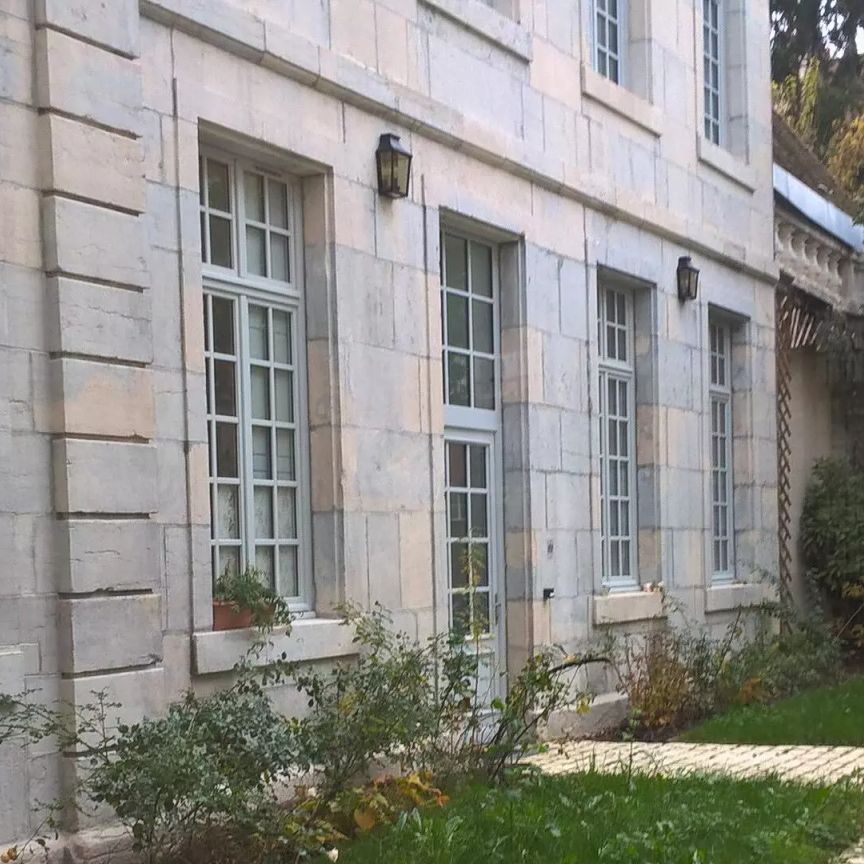 location Appartement T2 DE 36.12m² À BESANCON - Photo 2