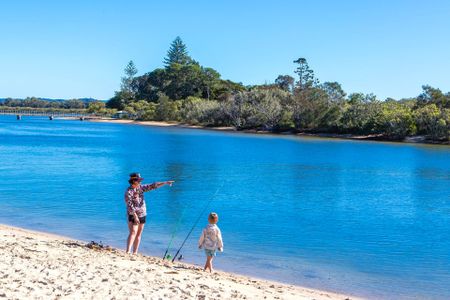 Luxury Waterfront Living! - Photo 3