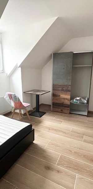 Location Appartement 1 pièce 14m² FAMARS 59300 - Photo 1