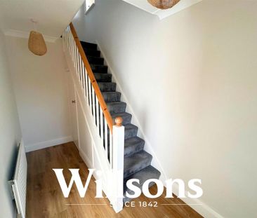 3 bedroom semi-detached house to rent - Photo 5