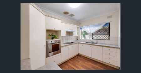 Surprisingly Spacious - Photo 4