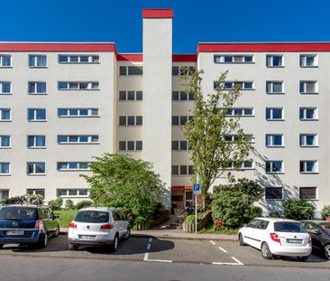 Schöne Wohnung mit neuem Badezimmer! - Photo 1