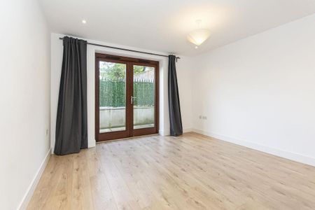 2 bedroom detached house to rent - Photo 4