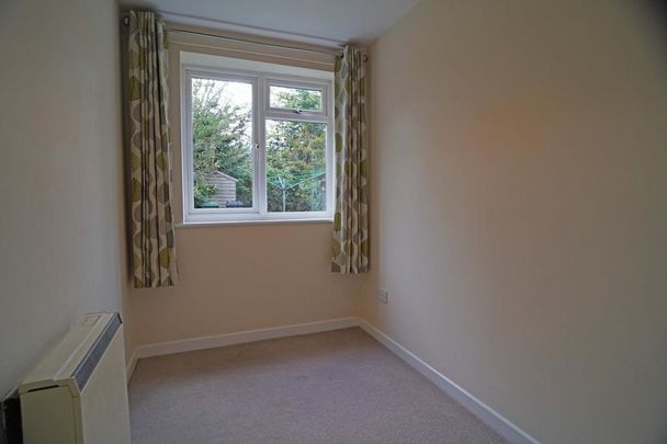 3 bedroom apartment to rent - Photo 1