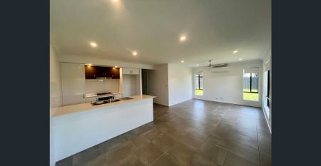 ALMOST NEW MODERN DUPLEX! - Photo 5