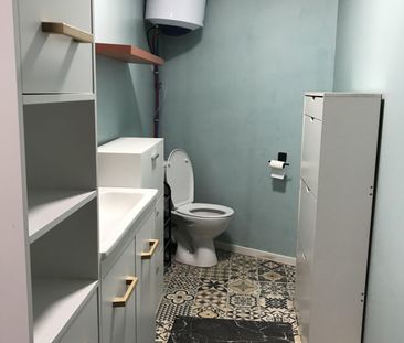 Studio de 22.86 m² meublé - Photo 5