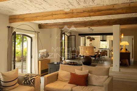 Gordes - Splendide maison avec vue - Photo 5