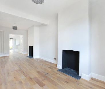3 bedroom terraced house to rent - Photo 1