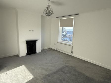 2 bedroom terraced house to rent - Photo 3