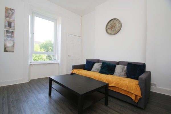 Duke Street, Glasgow, G31 - Photo 1