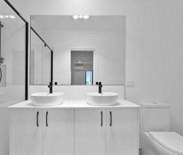 Stylish Modern & Cosy Family Home - Photo 6