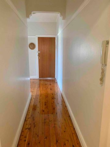 Dulwich Hill - Photo 4