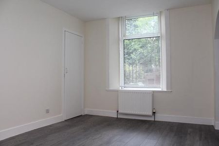 1 bedroom ground floor flat to rent - Photo 3