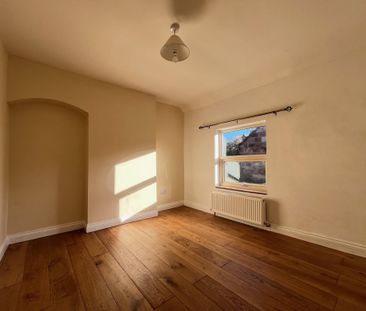 Smithy Bank, Alton - Photo 1