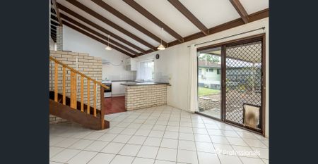 Family home in a great location! - Photo 3