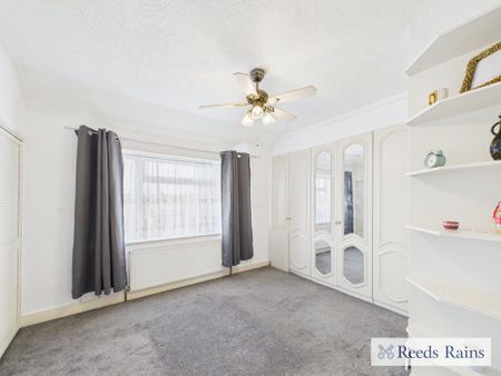 3 bedroom terraced house to rent - Photo 5