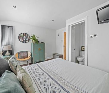 4 bedroom terraced house to rent - Photo 4