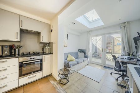 Fernhead Road, London, W9 - Photo 2