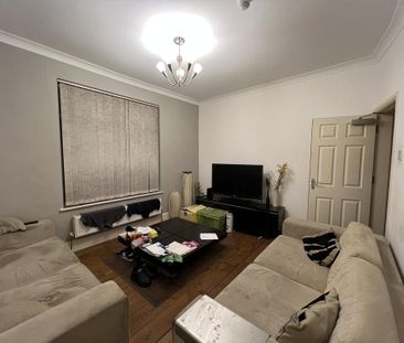1 bedroom house of multiple occupation to rent - Photo 1