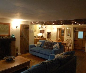 2 bedroom semi-detached house to rent - Photo 1