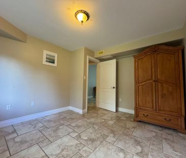 For Lease - 14 Churchill Court, Collingwood, Ontario - Photo 5