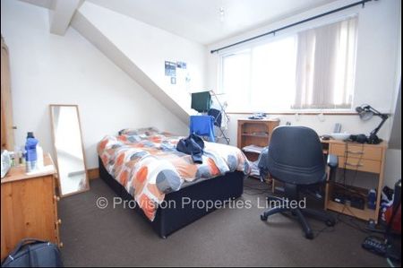 4 Bed Houses in Hyde Park, 4 Bedroom Properties - Photo 4