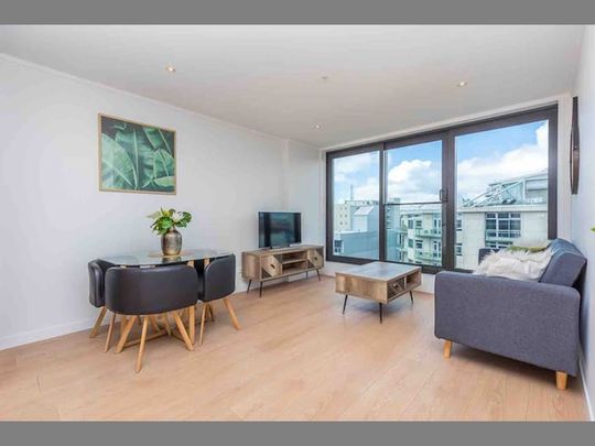 Beauty in the Heart of CBD - Photo 1