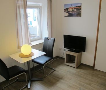 Helles, modern möbliertes Appartement in zentrumsnaher Lage Augsburgs - Foto 1