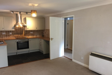 1 bedroom apartment to rent - Photo 2