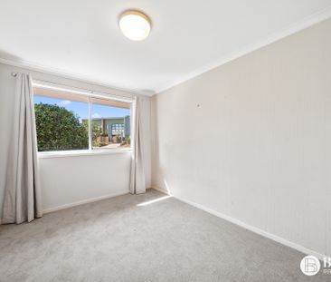 1 Anderson Street, Chifley ACT 2606 - House For Rent | Domain - Photo 4