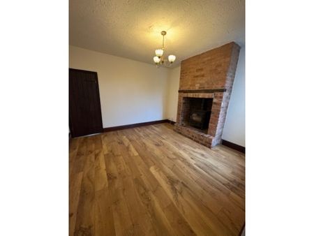 2 bed Semi Detached, - Photo 5