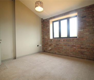 3 bedroom barn conversion to rent - Photo 2