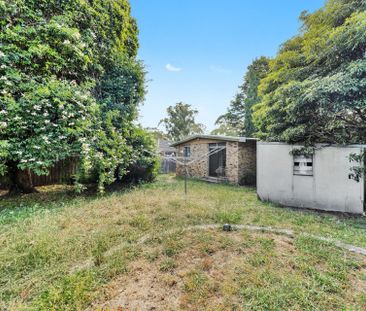 Comfortable Family Home in Prime Glen Waverley Location - Photo 5