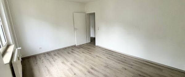 Toll geschnittene 3-Zimmer-Wohnung mit Tageslichtbad! - Photo 1