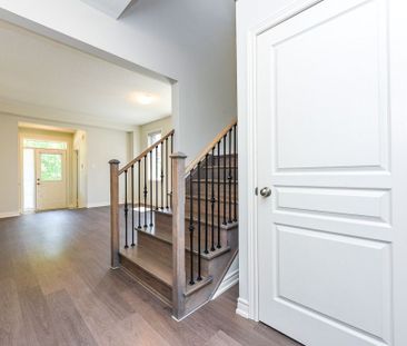 For Lease - 485 Silver Maple Road, Oakville, Ontario - Photo 1