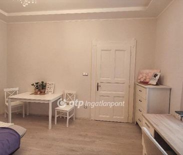 Kiadó újszerű állapotú lakás - Budapest VIII. kerület - Photo 2