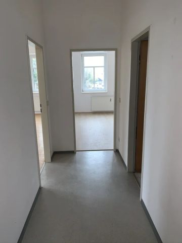 Gut aufgeteilte 2-Zimmer-Mietwohnung mit neuwertiger Küche im Zentrum von Lambach - Foto 3