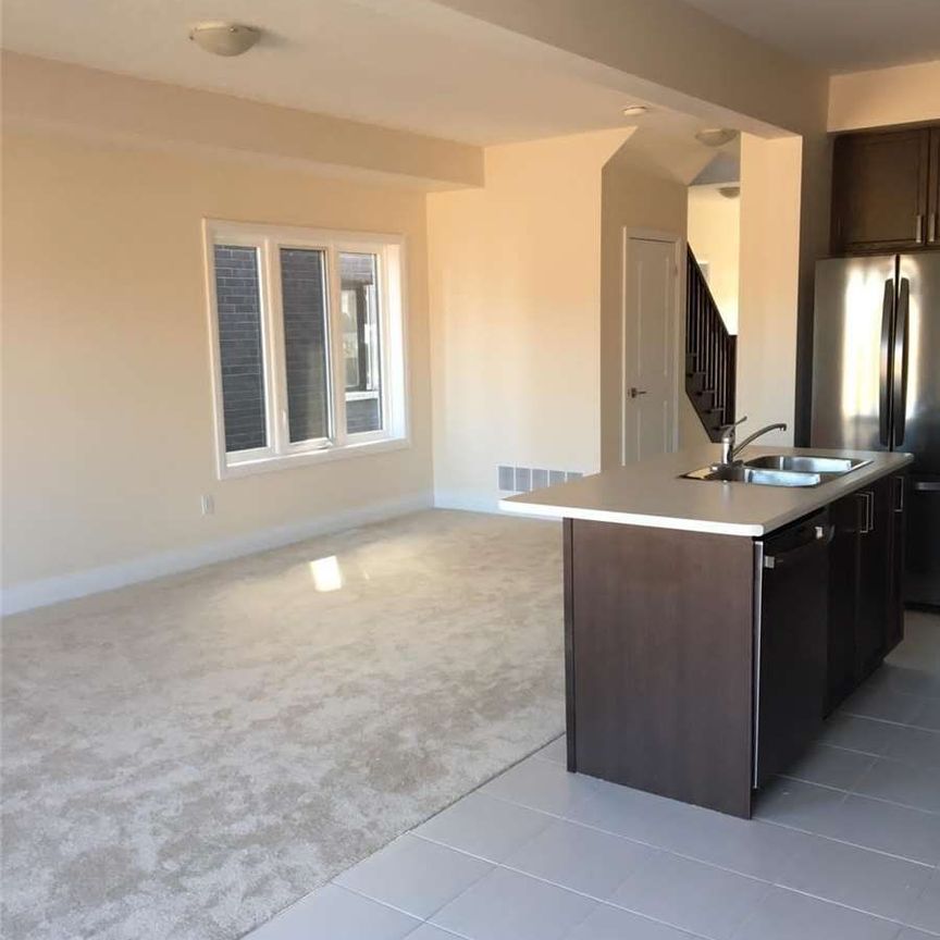 For Lease - 6679 Cropp Street, Niagara Falls, Ontario - Photo 1